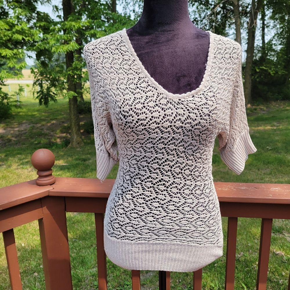 Candies Ladies Top Crochet Knit 1/2 sleeve V-Neck Pullover Cream Large